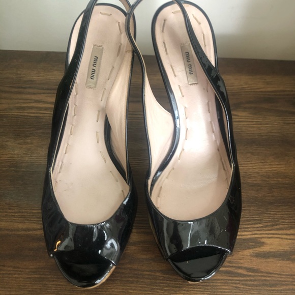 Miu Miu Patent leather wood heeled pumps - Picture 2 of 5